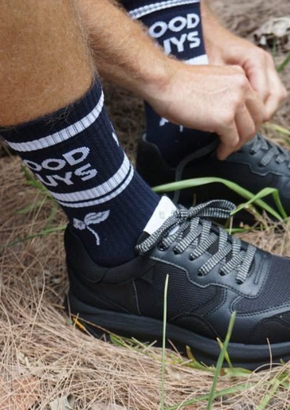 BABER-GVAllBlack-portee02_720x_cafb2493-0ff2-45c8-9d71-a929b1a855c6.jpg